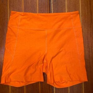 Outdoor Voices warmup Short